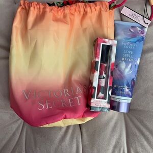Victoria's Secret Travel Bag Love Spell Set